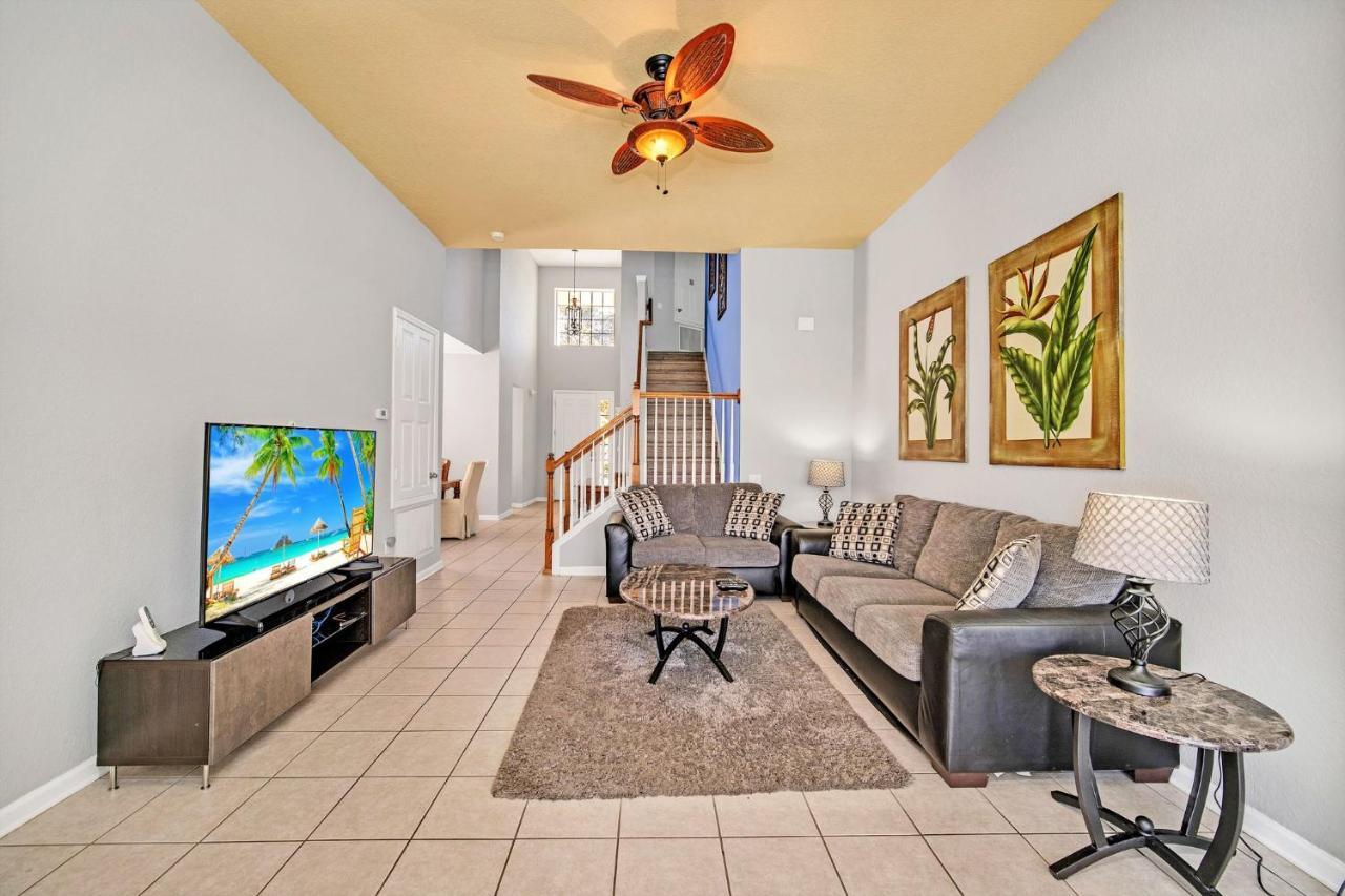 Near Disney! Spacious 5Br Resort Home With Private Pool, Hot Tub And Theater! Orlando Luaran gambar