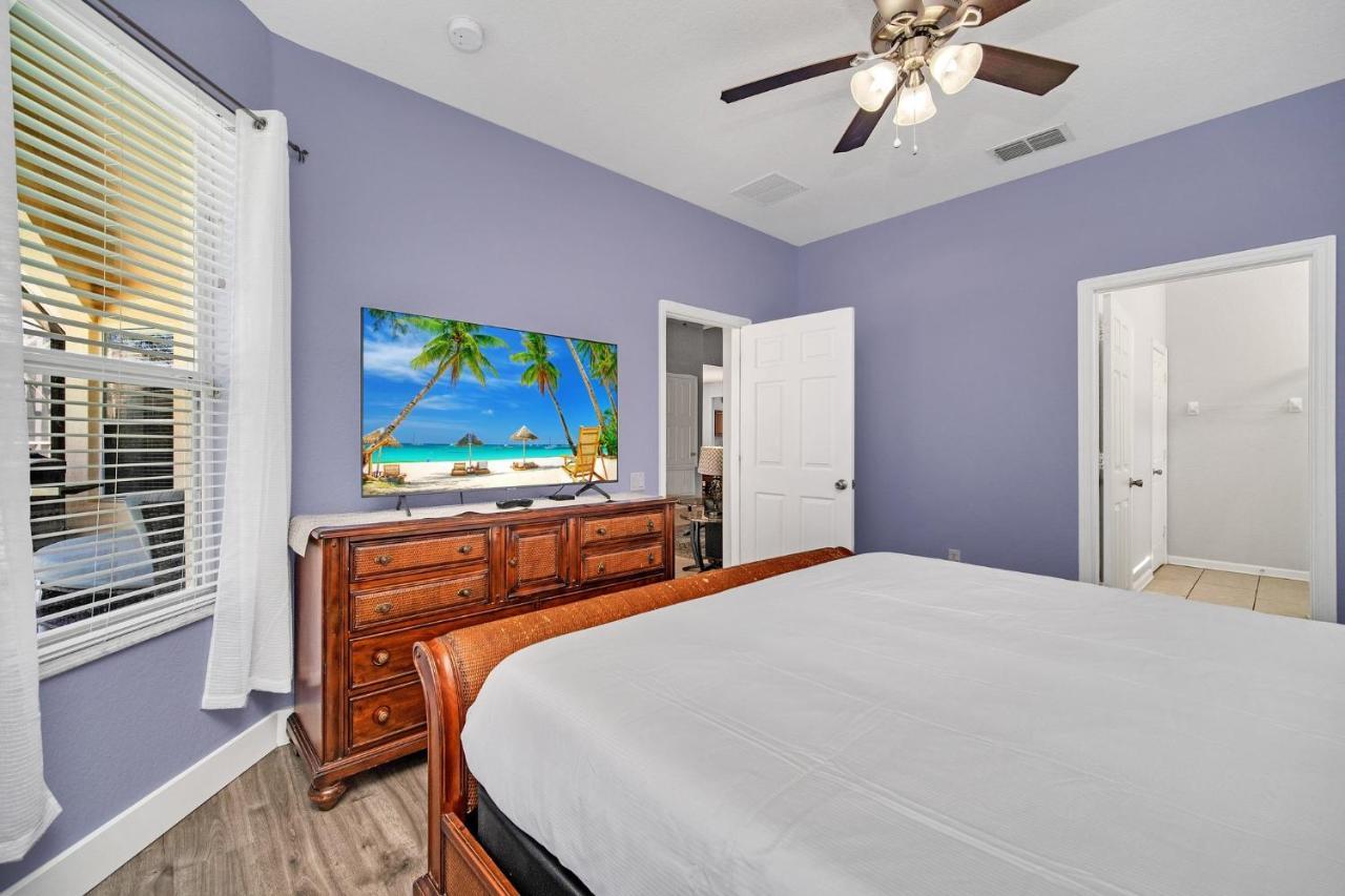 Near Disney! Spacious 5Br Resort Home With Private Pool, Hot Tub And Theater! Orlando Luaran gambar