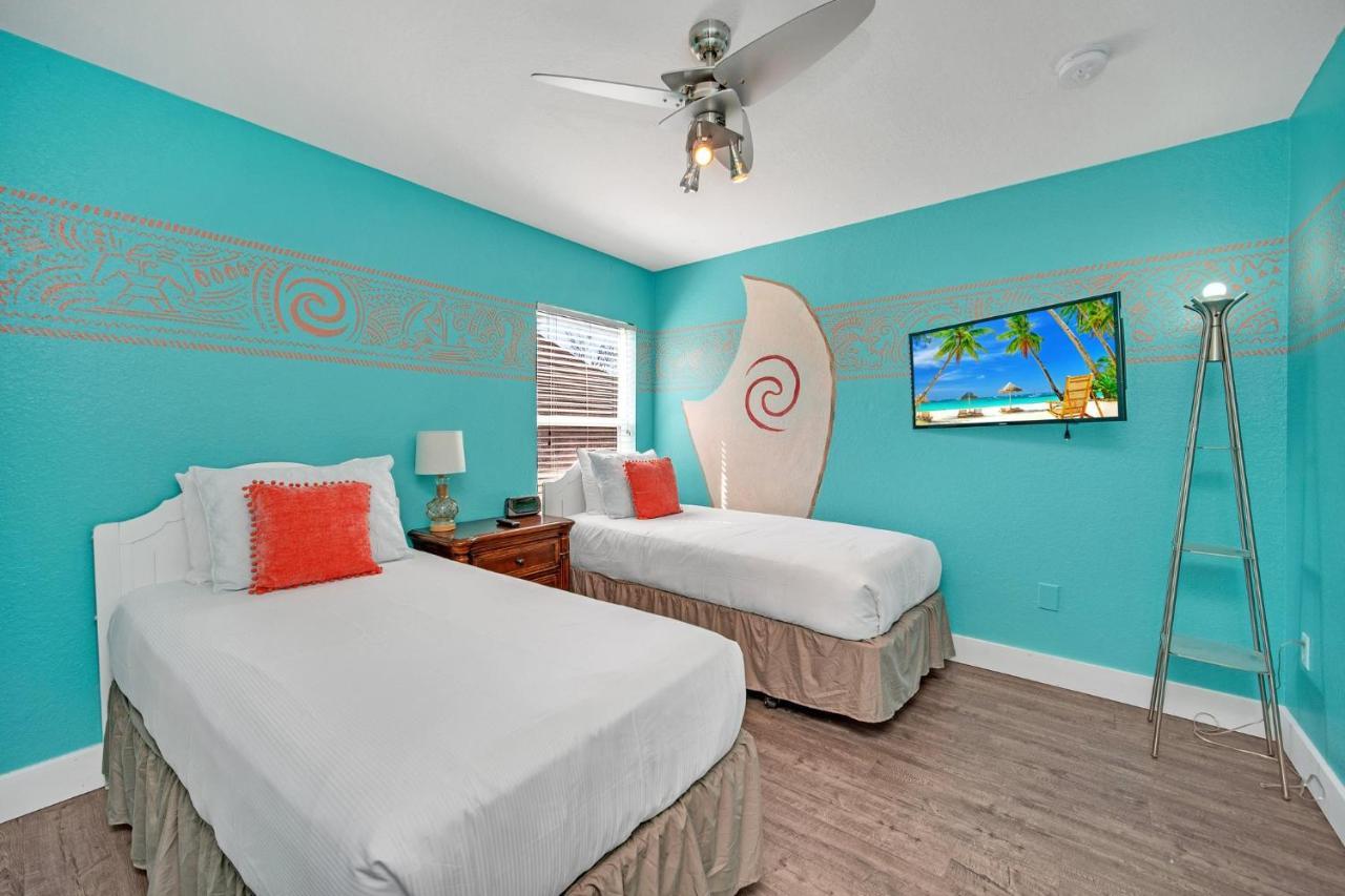 Near Disney! Spacious 5Br Resort Home With Private Pool, Hot Tub And Theater! Orlando Luaran gambar