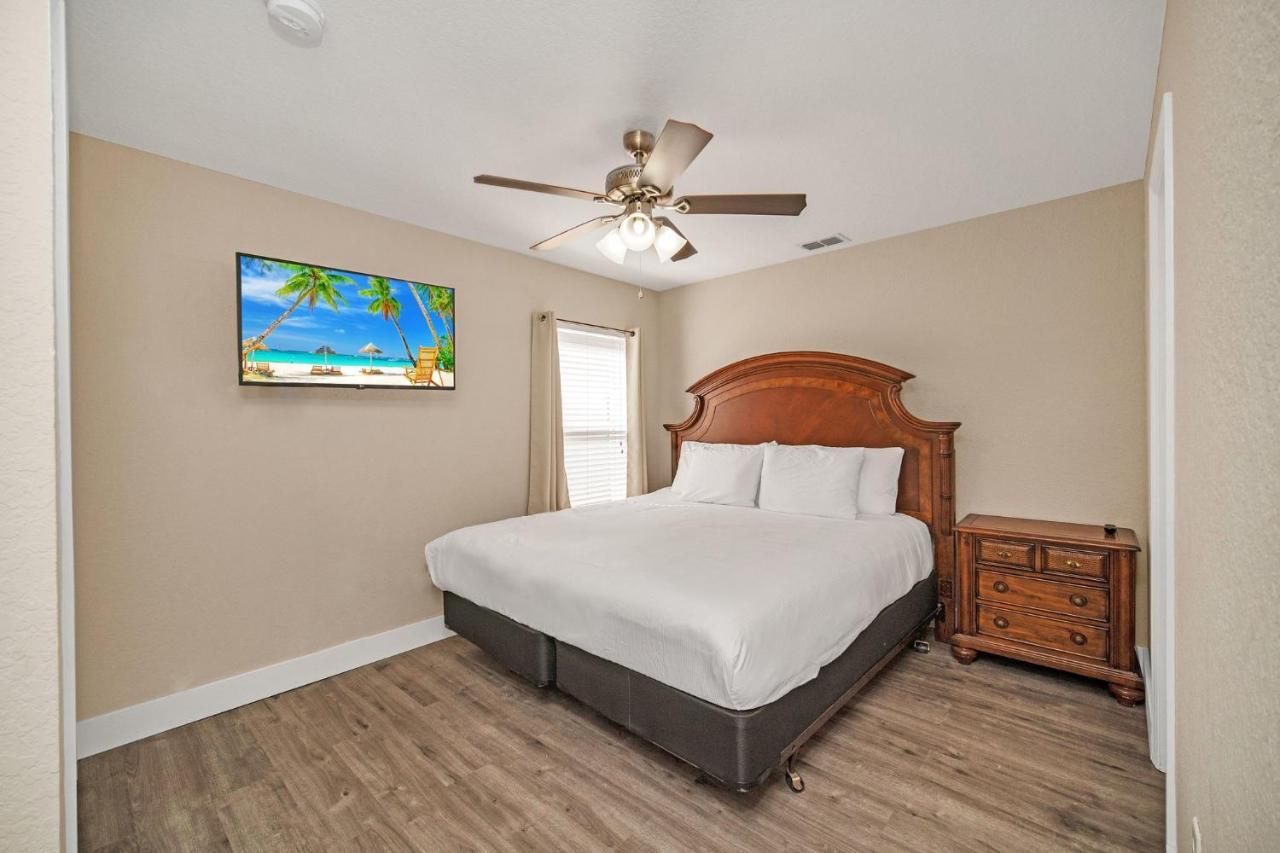 Near Disney! Spacious 5Br Resort Home With Private Pool, Hot Tub And Theater! Orlando Luaran gambar